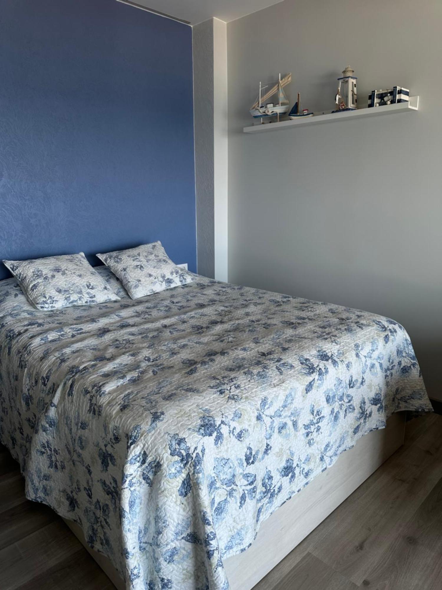 Estudio Con Impresionantes Vistas Al Mar Blanes Exterior photo
